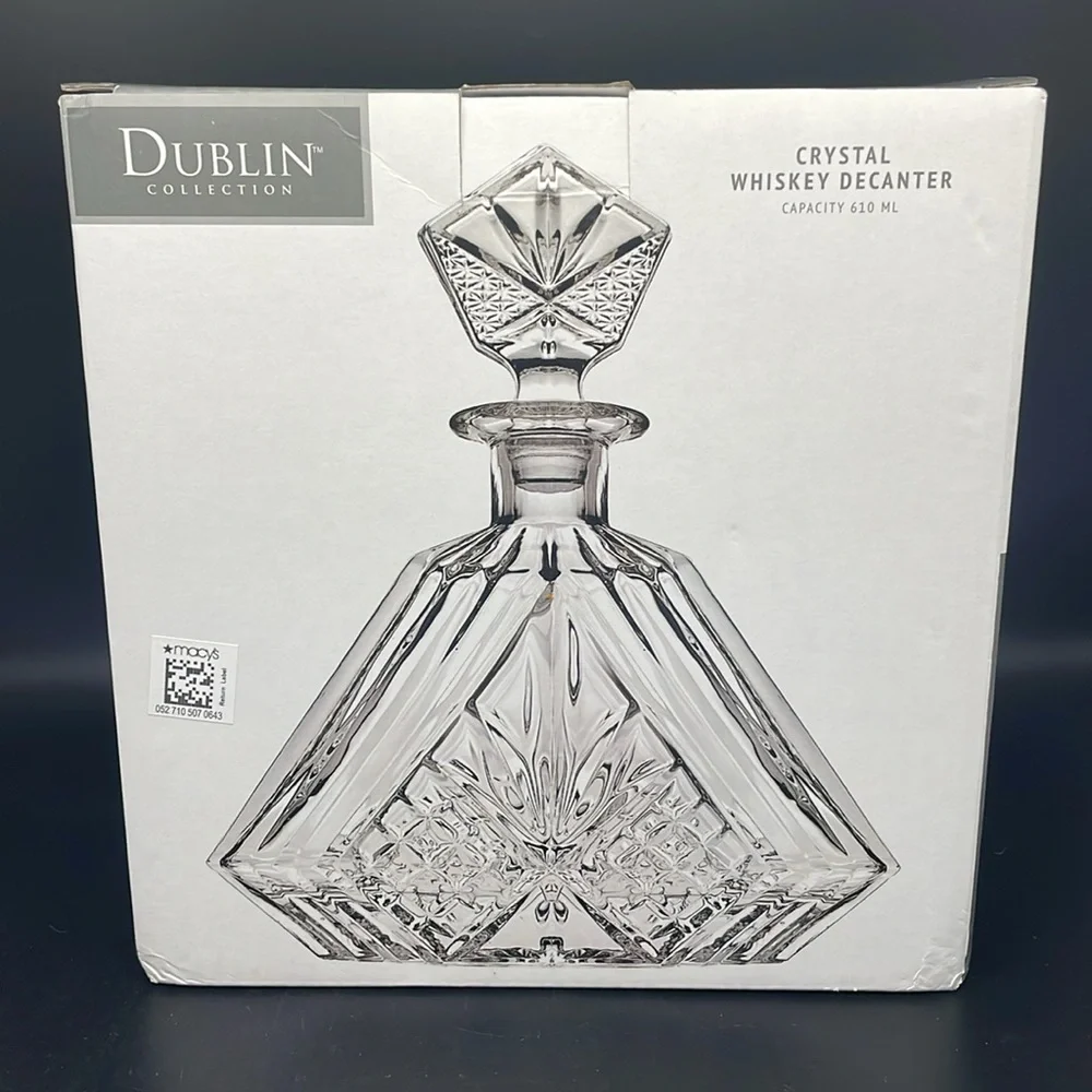NWT Shannon by Godinger Dublin Collection Crystal Whiskey Decanter 610ml